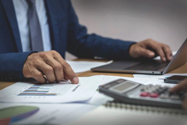 Contador online é só mais barato? A verdade sobre tecnologia, precisão e ganho de tempo