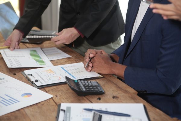 Quando os números mentem: os perigos reais da distorção contábil para sua empresa